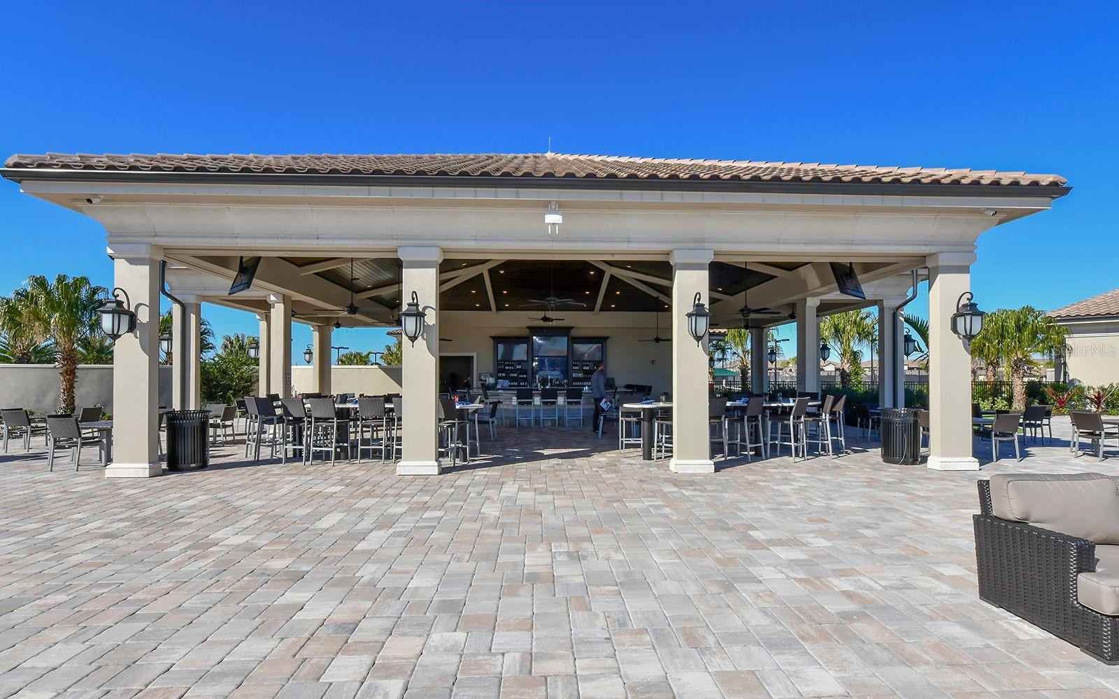 Image 40 of 76 For 17108 Vardon Terrace 105