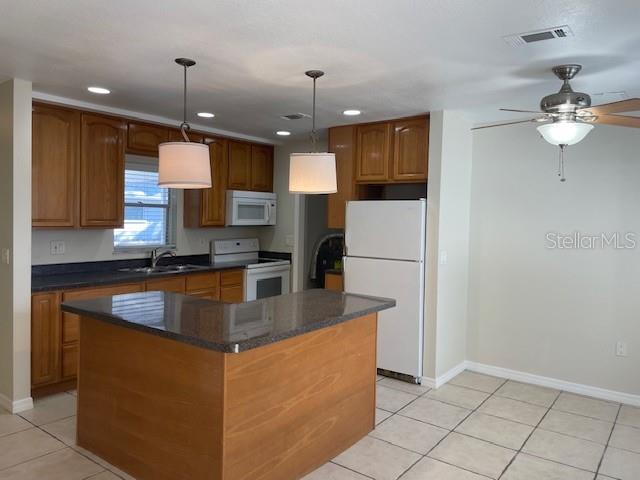Image 4 of 15 For 119 Base Avenue E
