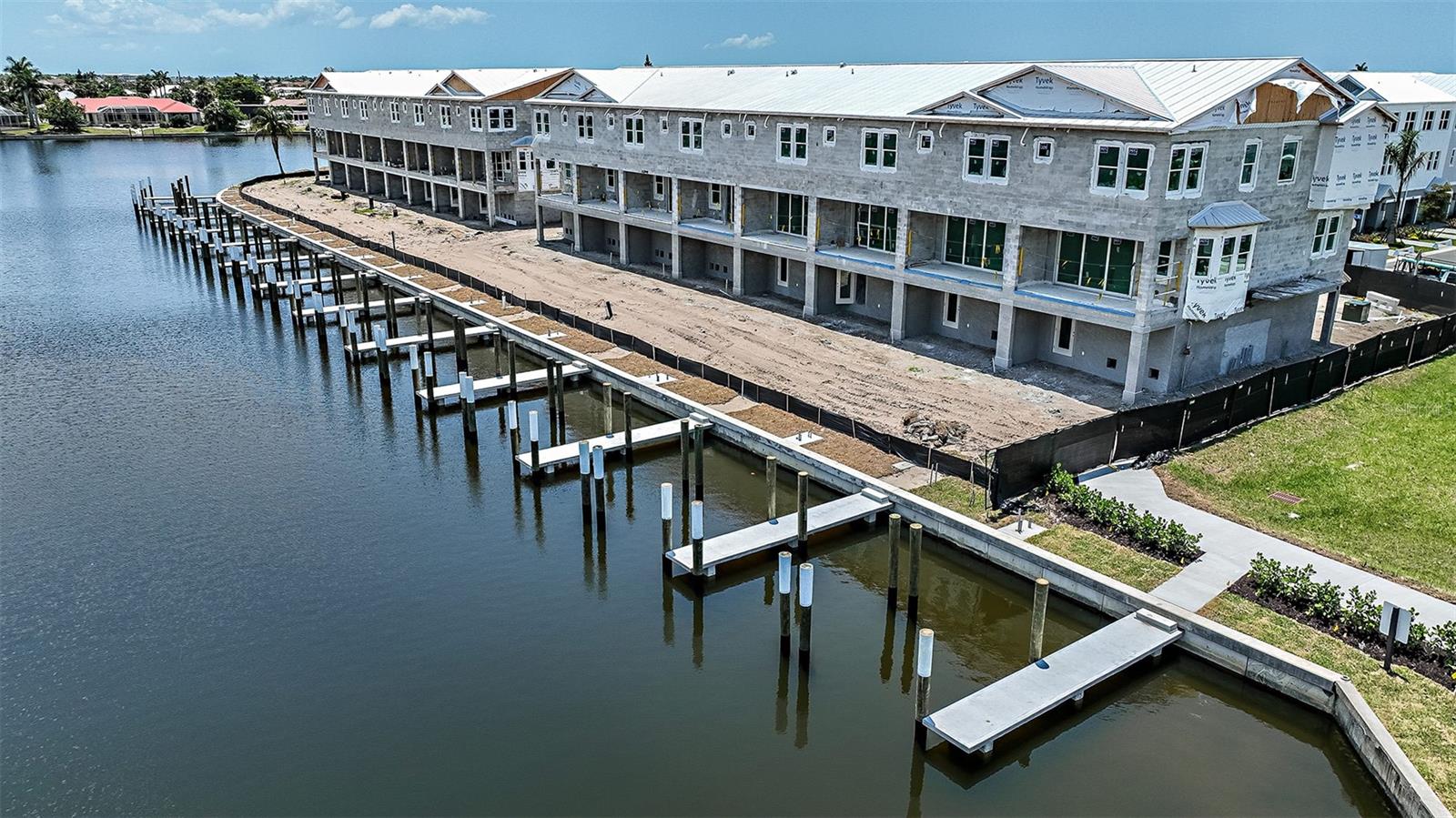 Image 36 of 39 For 1617 Sea Haven Drive 501