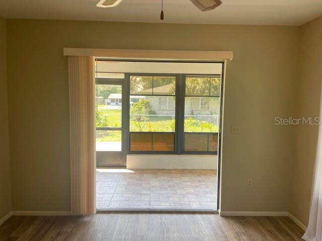 Image 19 of 27 For 111 Abalone Road
