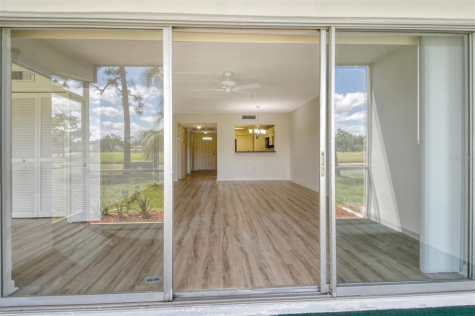 Image 17 of 63 For 7173 Country Club Drive N 141