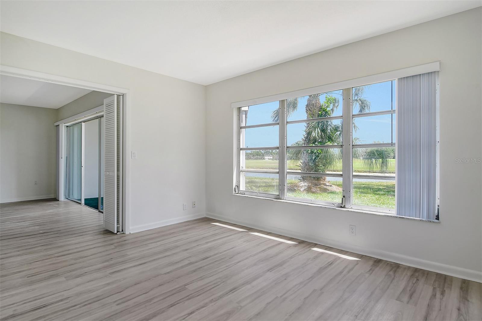 Image 21 of 63 For 7173 Country Club Drive N 141