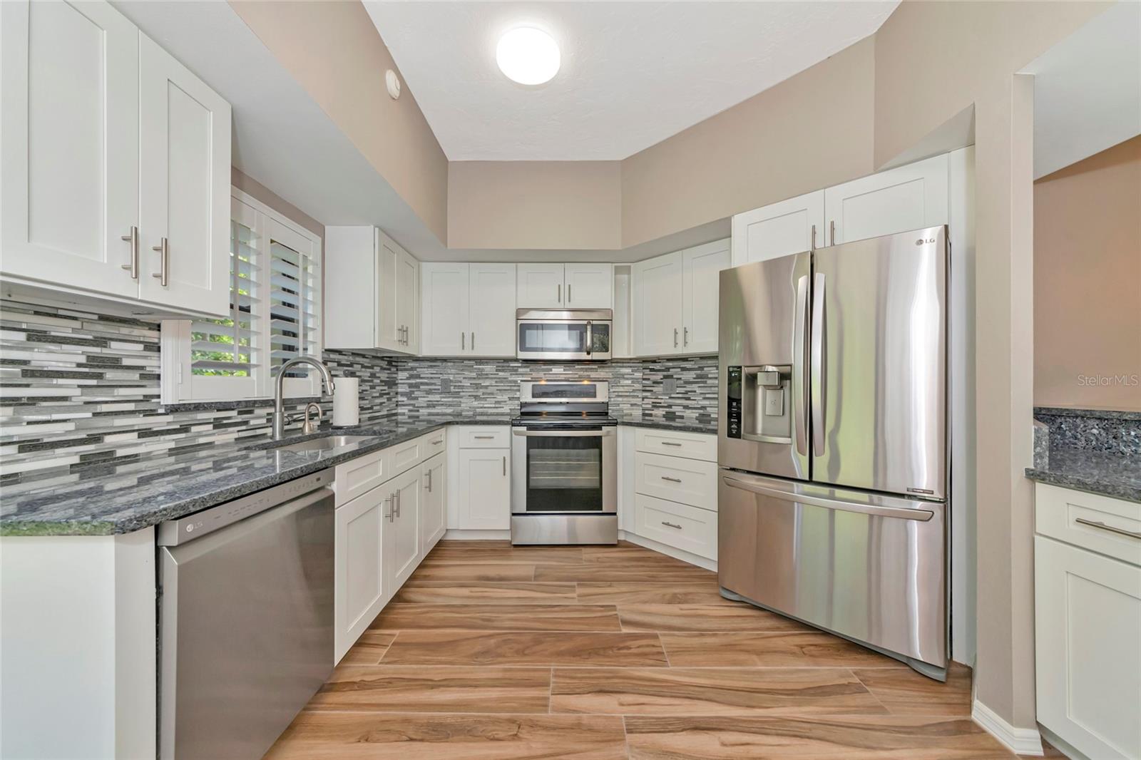 Image 11 of 78 For 1712 Starling Drive 101