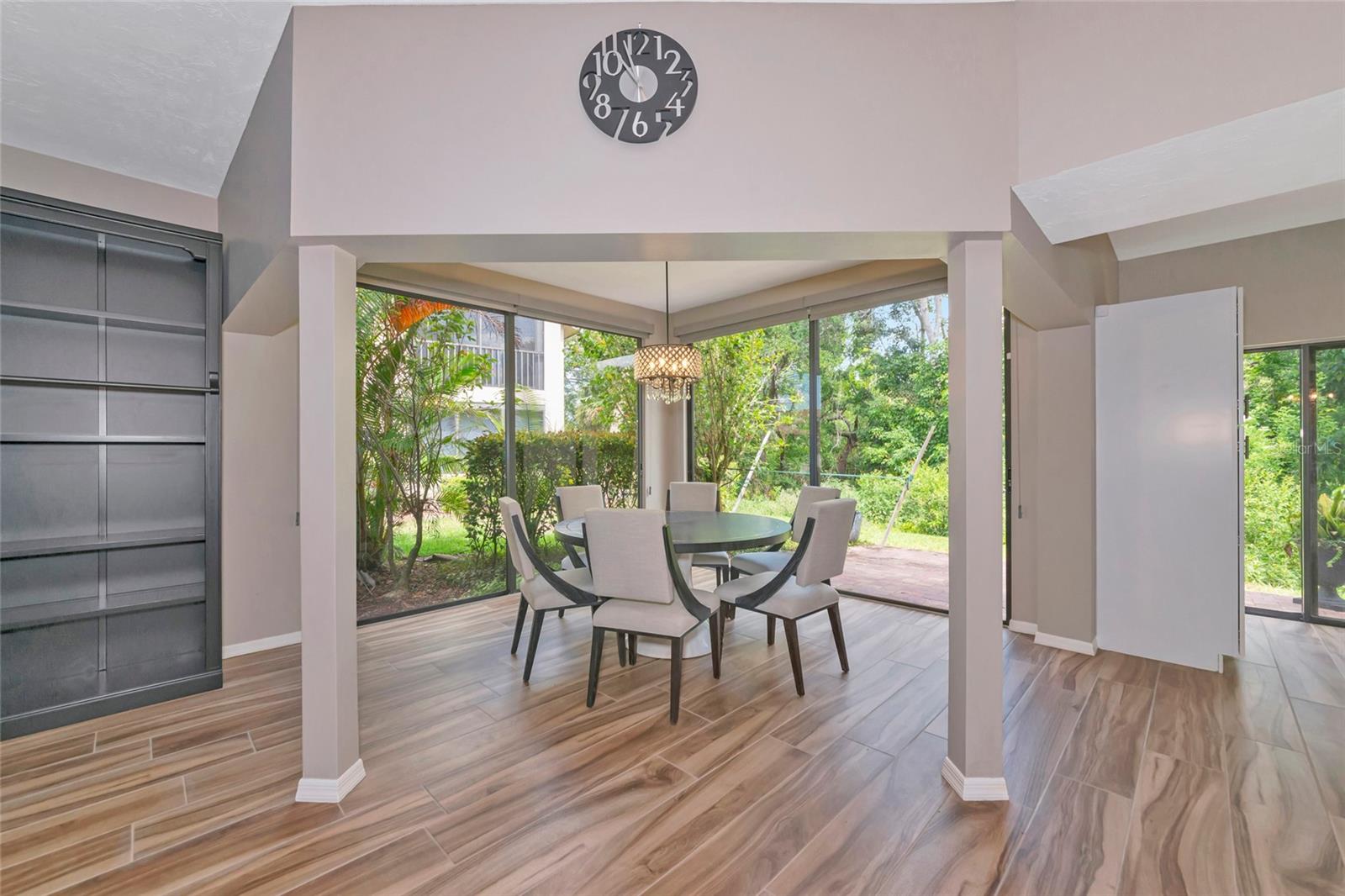 Image 17 of 78 For 1712 Starling Drive 101