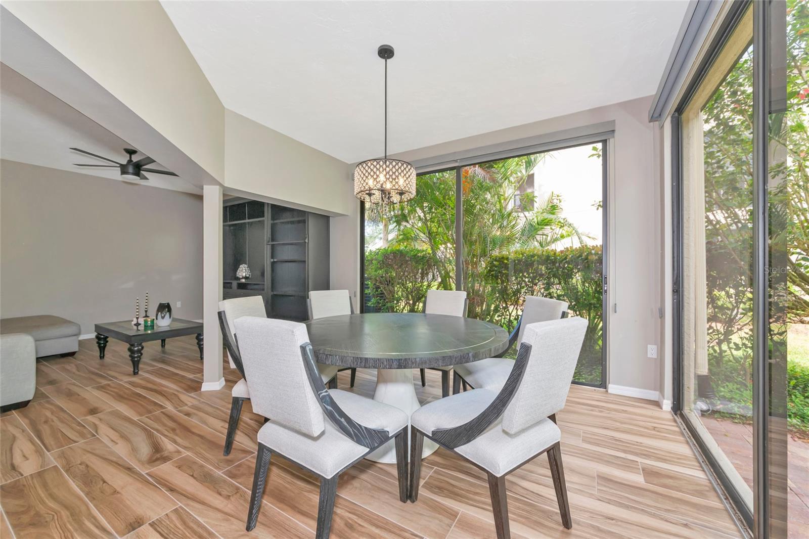 Image 19 of 78 For 1712 Starling Drive 101