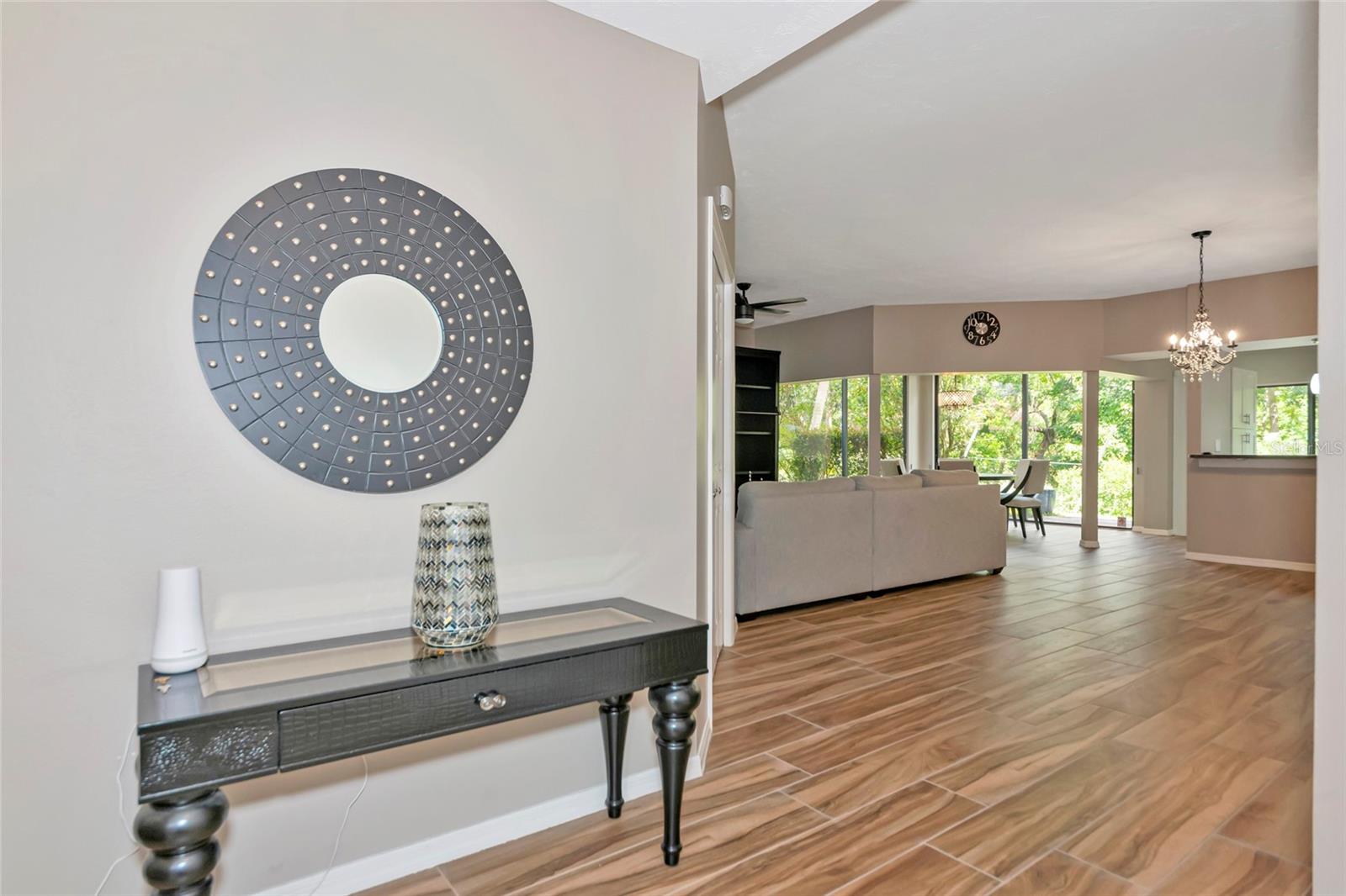 Image 3 of 78 For 1712 Starling Drive 101