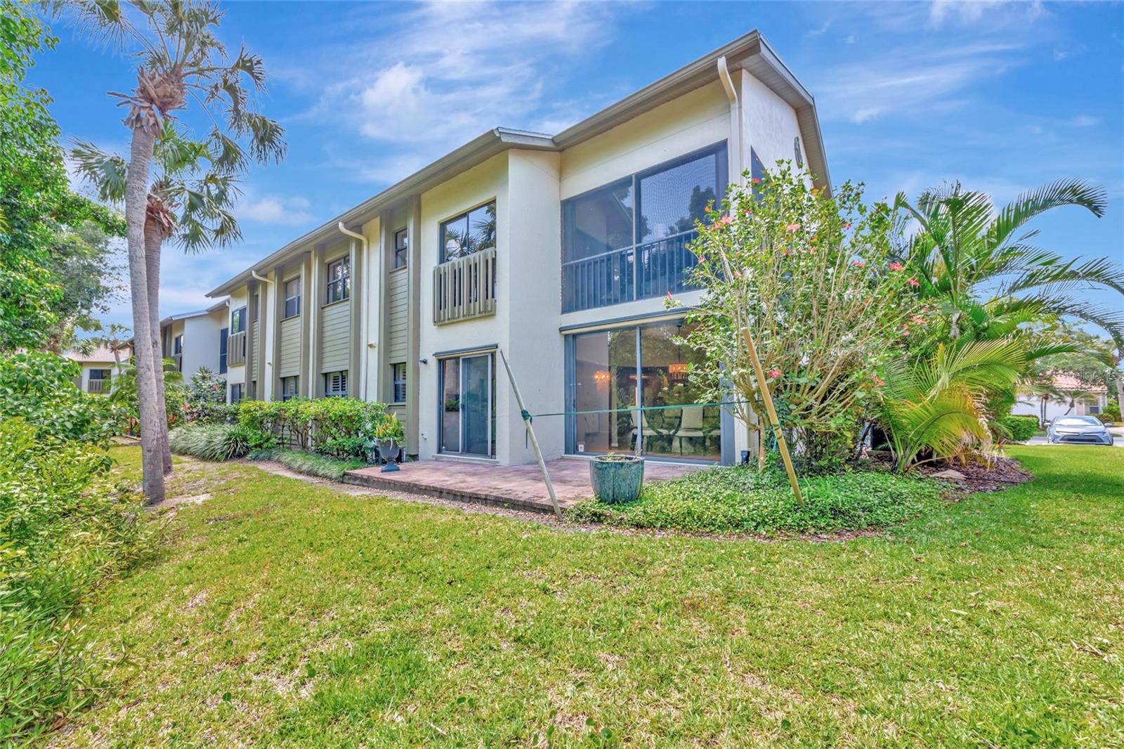 Image 36 of 78 For 1712 Starling Drive 101