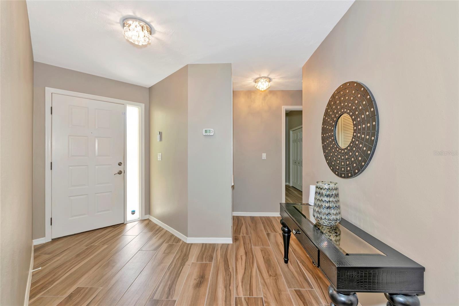 Image 4 of 78 For 1712 Starling Drive 101