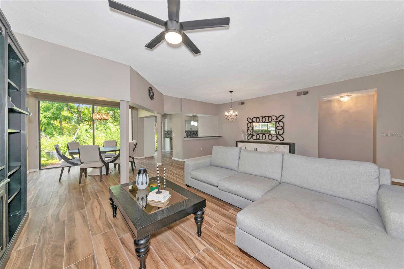 Image 8 of 78 For 1712 Starling Drive 101