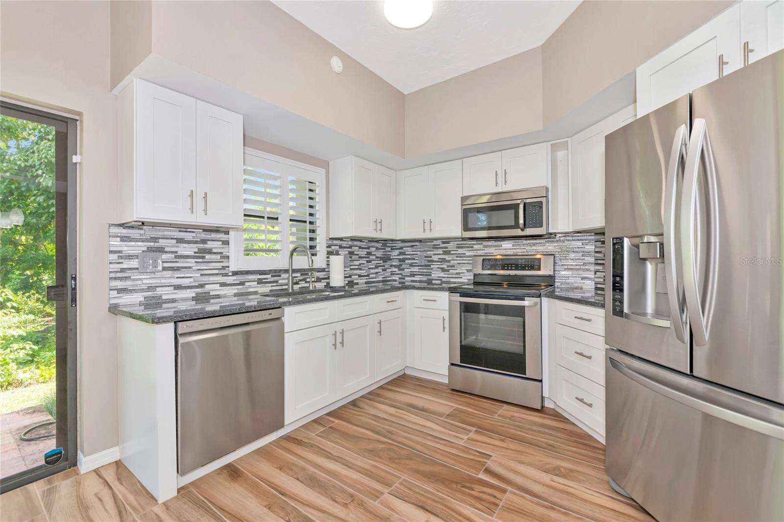 Image 9 of 78 For 1712 Starling Drive 101