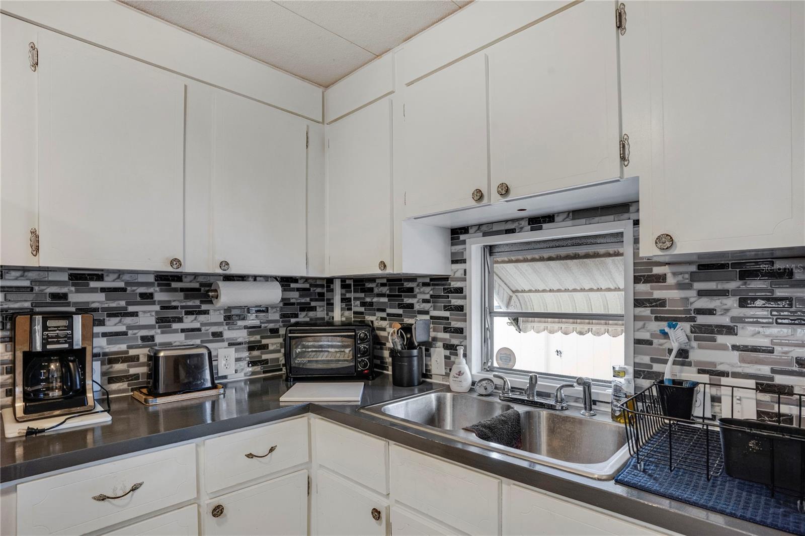 Image 13 of 34 For 1110 49th Avenue Drive W
