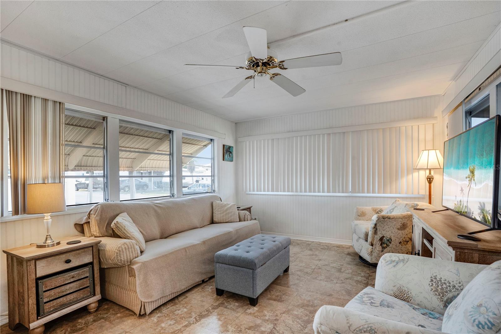 Image 14 of 34 For 1110 49th Avenue Drive W