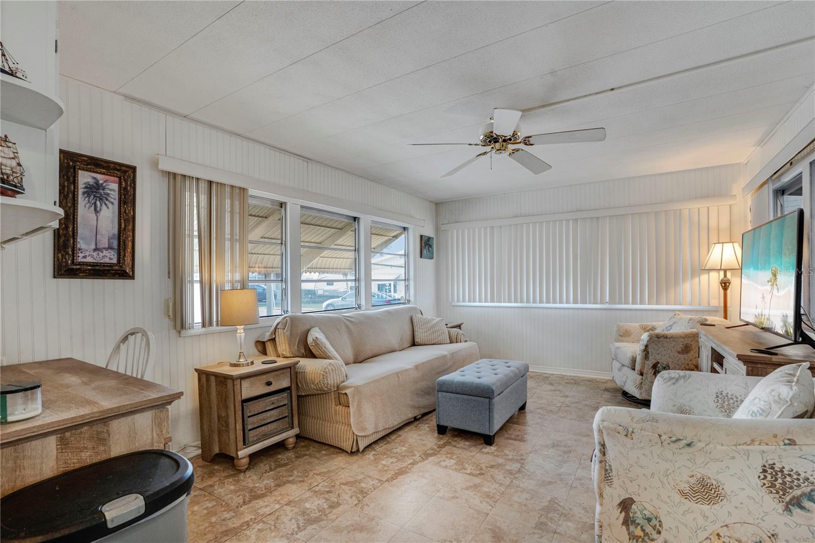 Image 3 of 34 For 1110 49th Avenue Drive W
