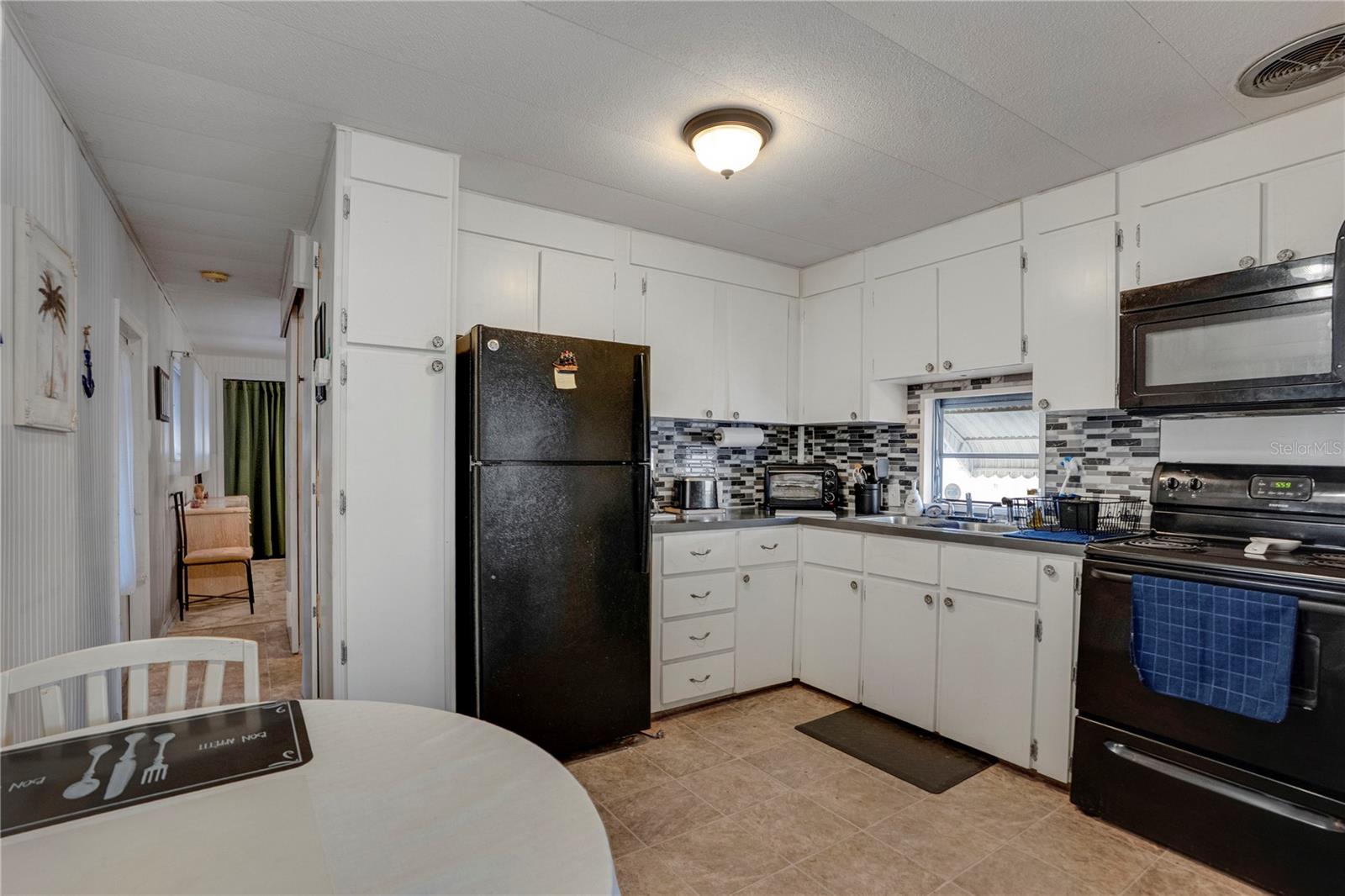 Image 5 of 34 For 1110 49th Avenue Drive W