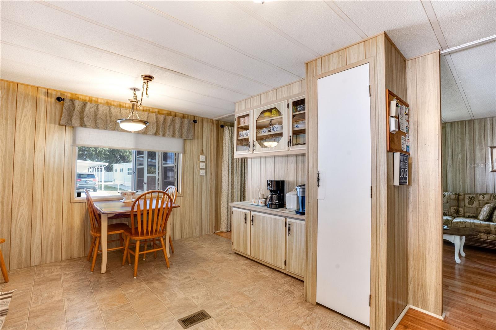 Image 14 of 34 For 808 53rd Avenue E 82