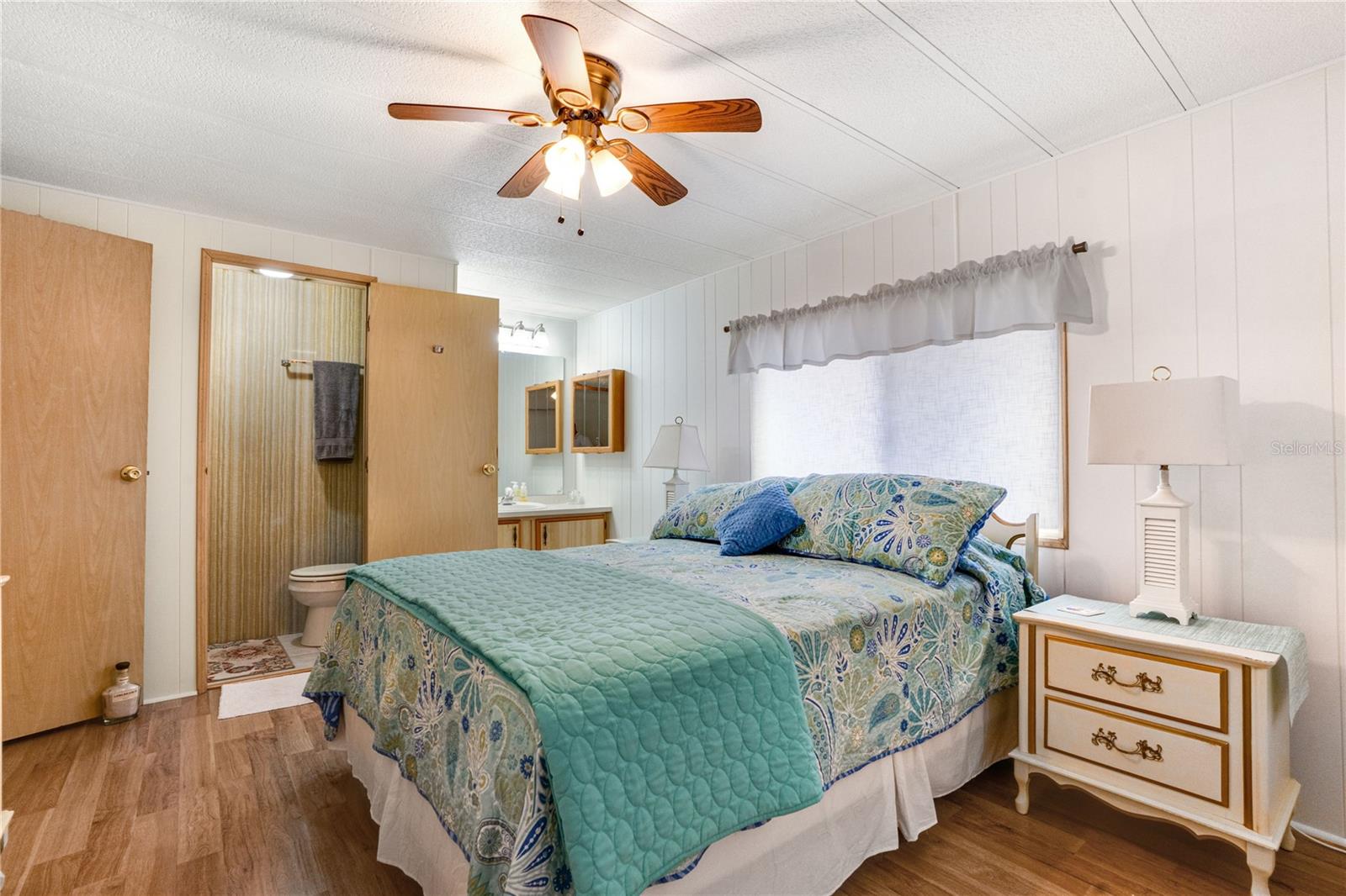 Image 5 of 34 For 808 53rd Avenue E 82