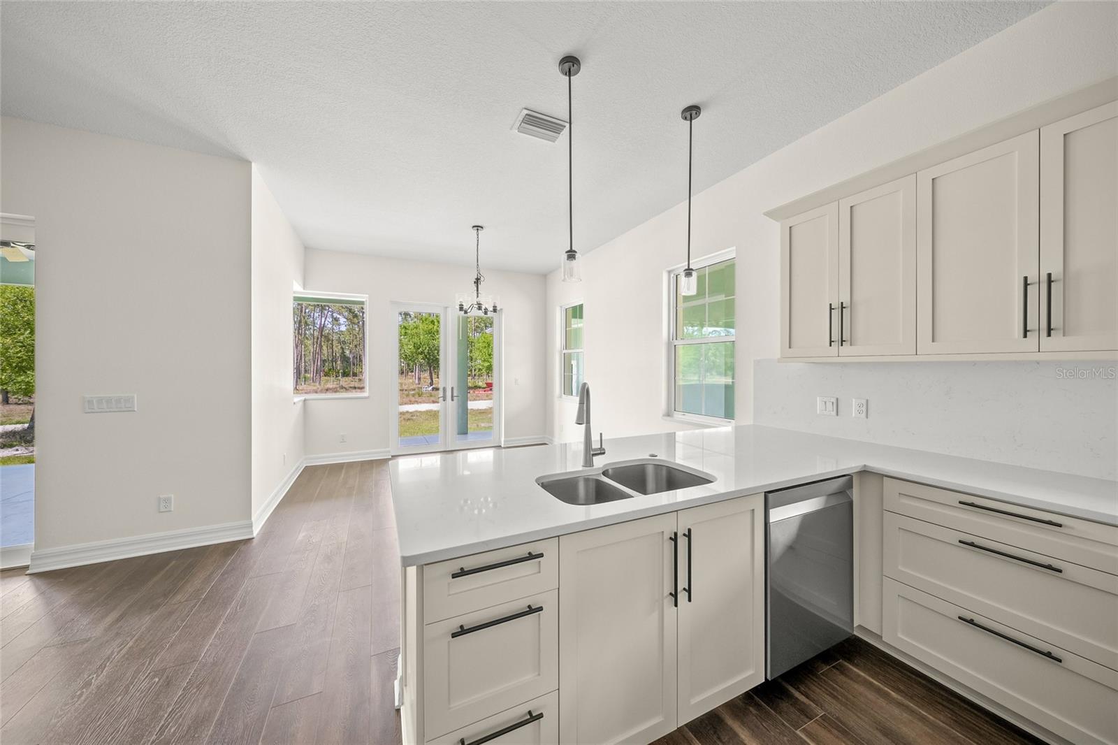 Image 45 of 64 For 6068 Ruff Street
