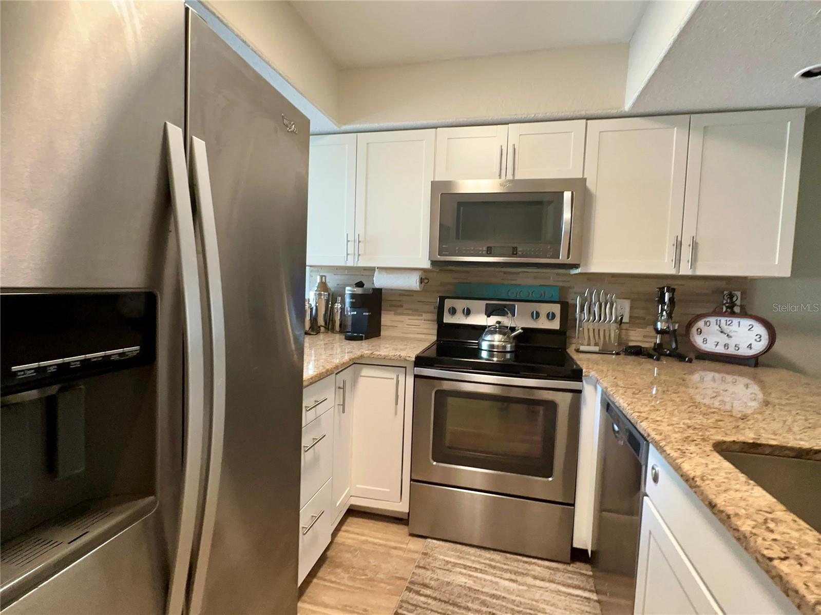 Image 11 of 30 For 4923 25th Street W 104