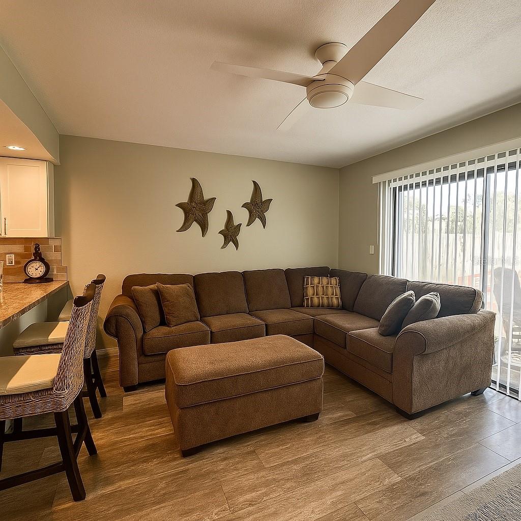 Image 14 of 30 For 4923 25th Street W 104