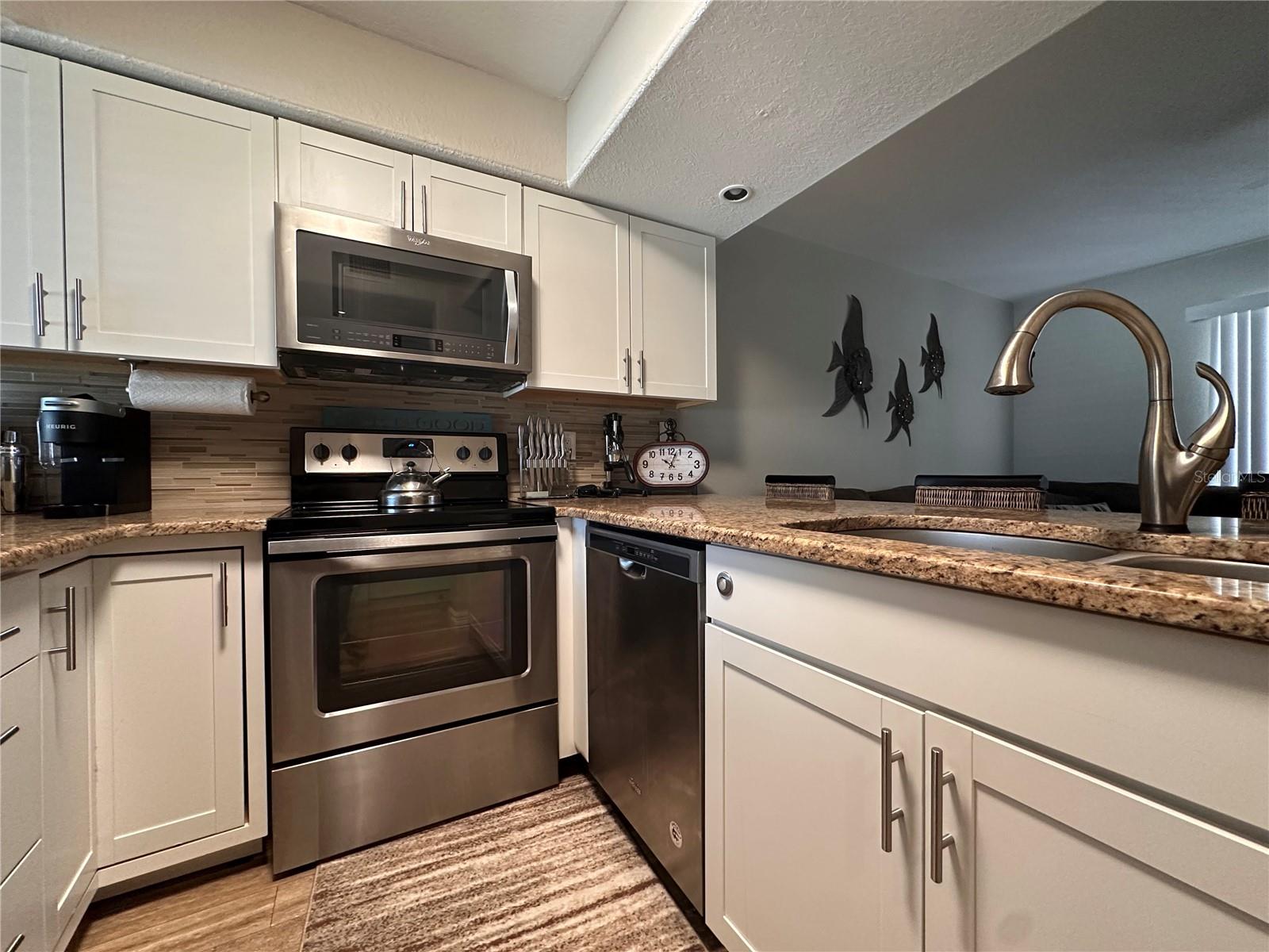 Image 4 of 30 For 4923 25th Street W 104