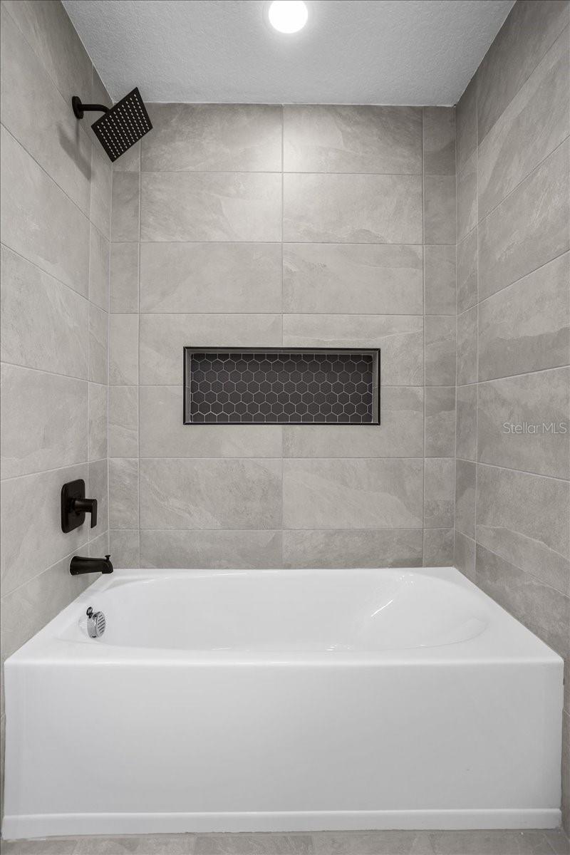 Image 15 of 28 For 2881 48th Way E