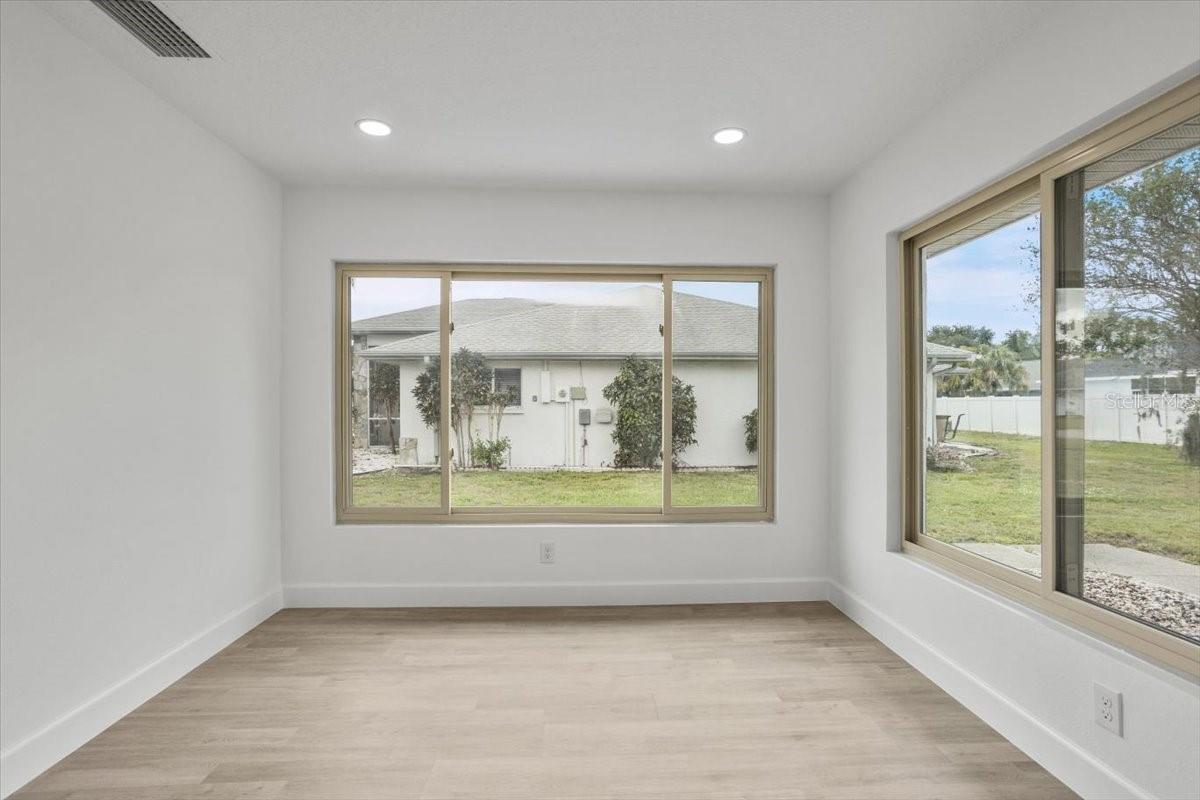 Image 19 of 28 For 2881 48th Way E