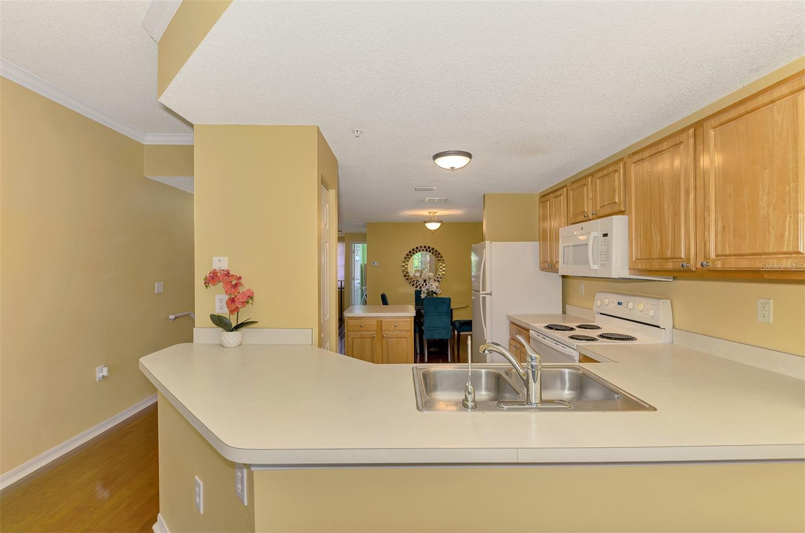 Image 15 of 71 For 5601 Bentgrass Drive 10-105