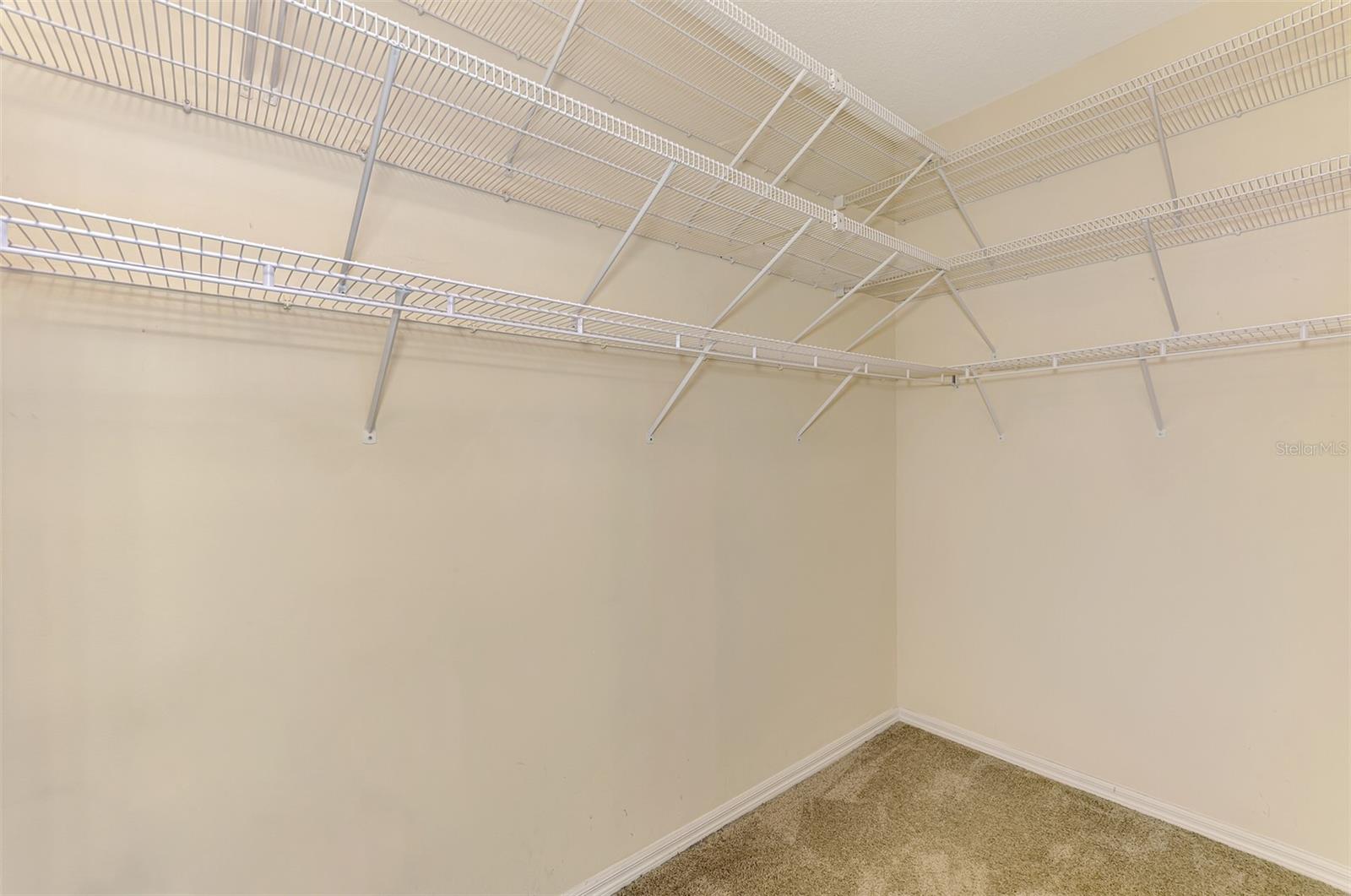 Image 36 of 71 For 5601 Bentgrass Drive 10-105