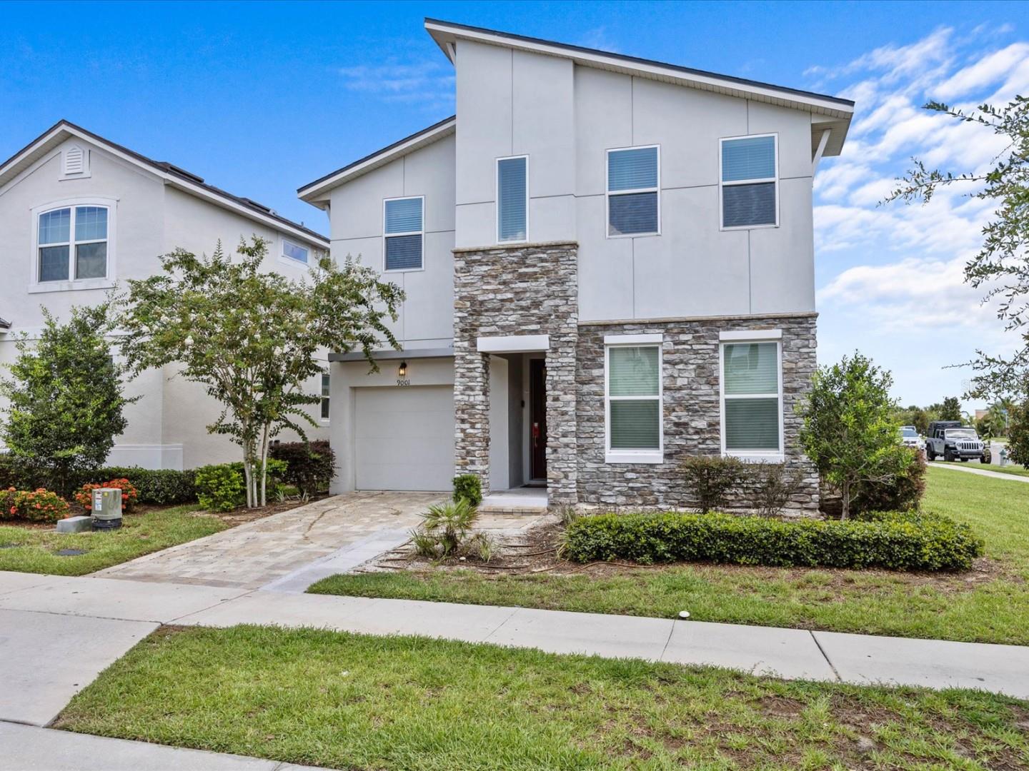 Image 3 of 49 For 9001 Flamingo Key Way