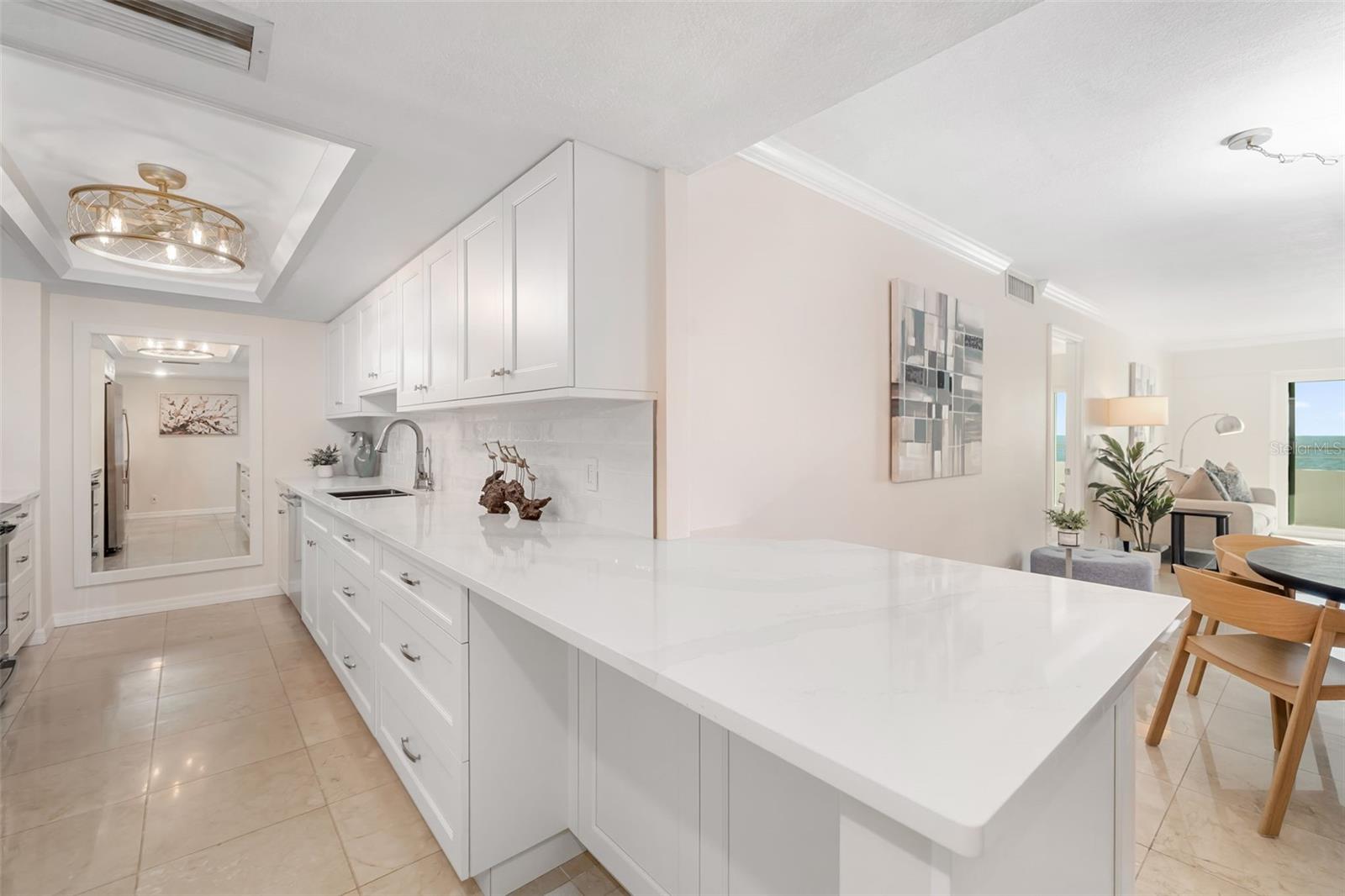 Image 8 of 94 For 1750 Benjamin Franklin Drive 6b