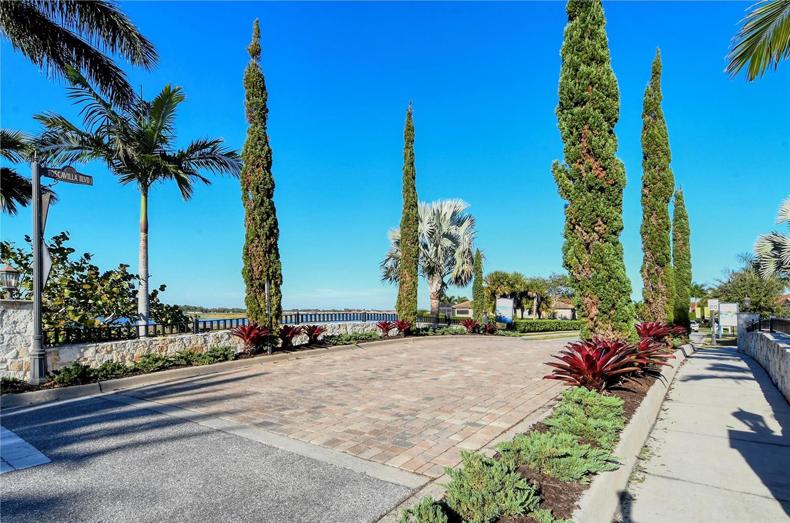 Image 82 of 86 For 227 Maraviya Boulevard