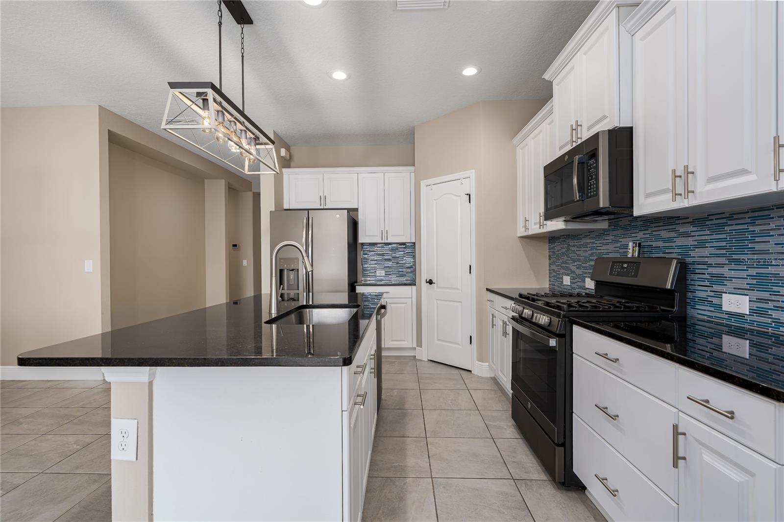 Image 11 of 46 For 4839 Deep Creek Terrace