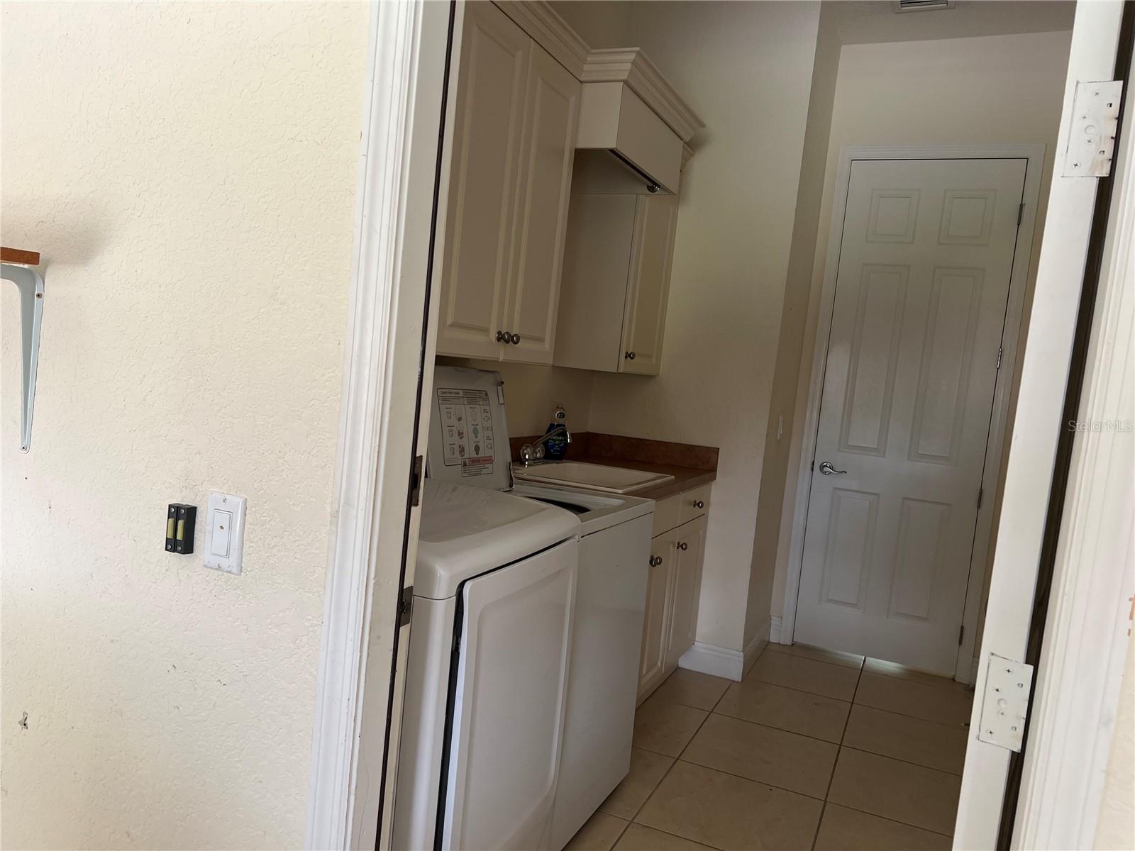 Image 4 of 35 For 6970 Scrub Jay Drive