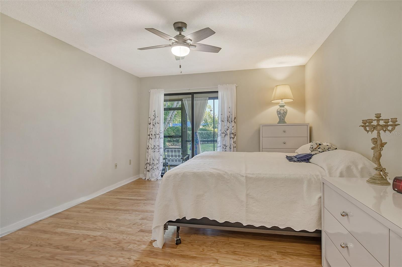 Image 25 of 56 For 1532 Pelican Point Drive Ba139