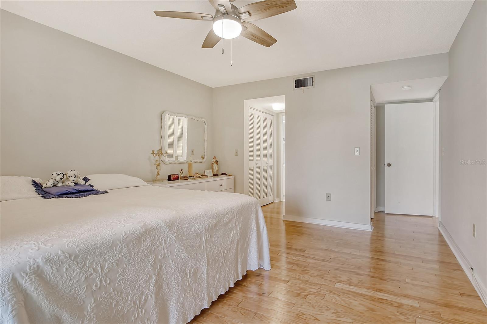 Image 27 of 56 For 1532 Pelican Point Drive Ba139