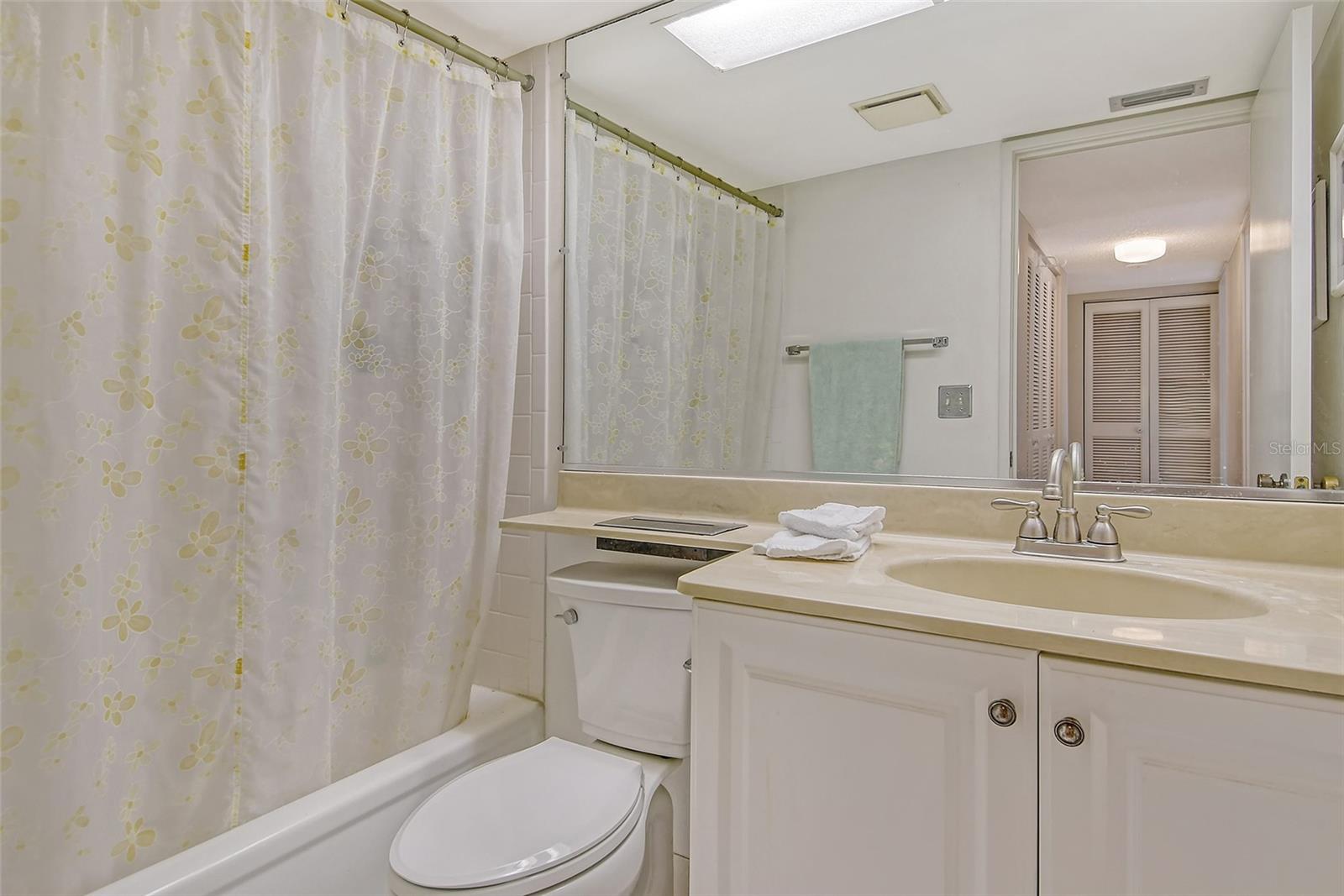 Image 31 of 56 For 1532 Pelican Point Drive Ba139