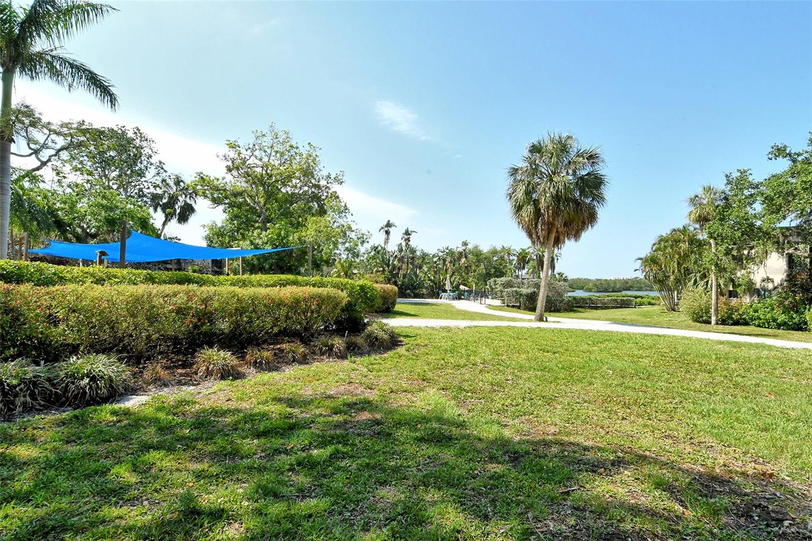 Image 38 of 56 For 1532 Pelican Point Drive Ba139