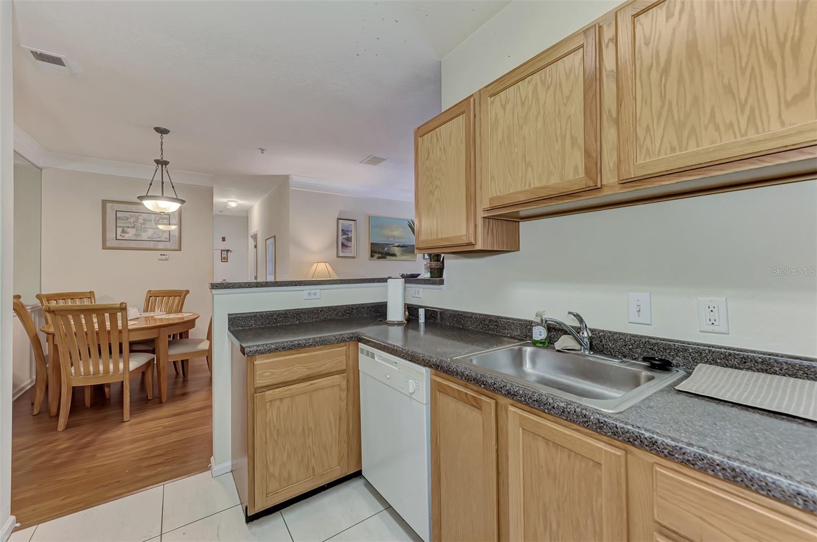 Image 14 of 40 For 4802 51st Street W 704