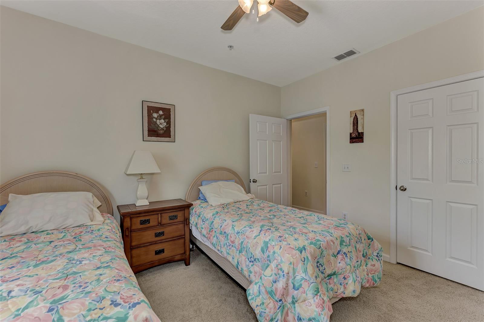 Image 23 of 40 For 4802 51st Street W 704