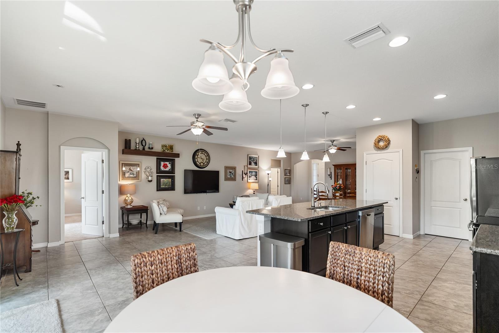 Image 13 of 49 For 6124 35th Court E