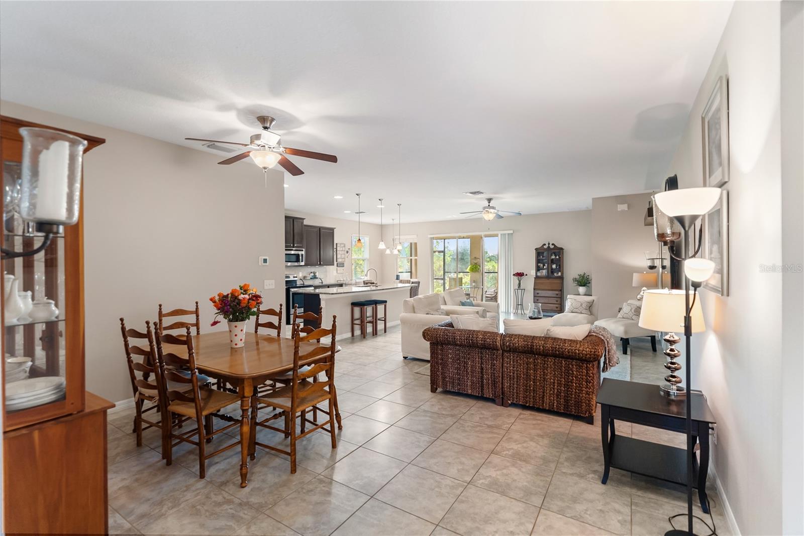 Image 3 of 49 For 6124 35th Court E