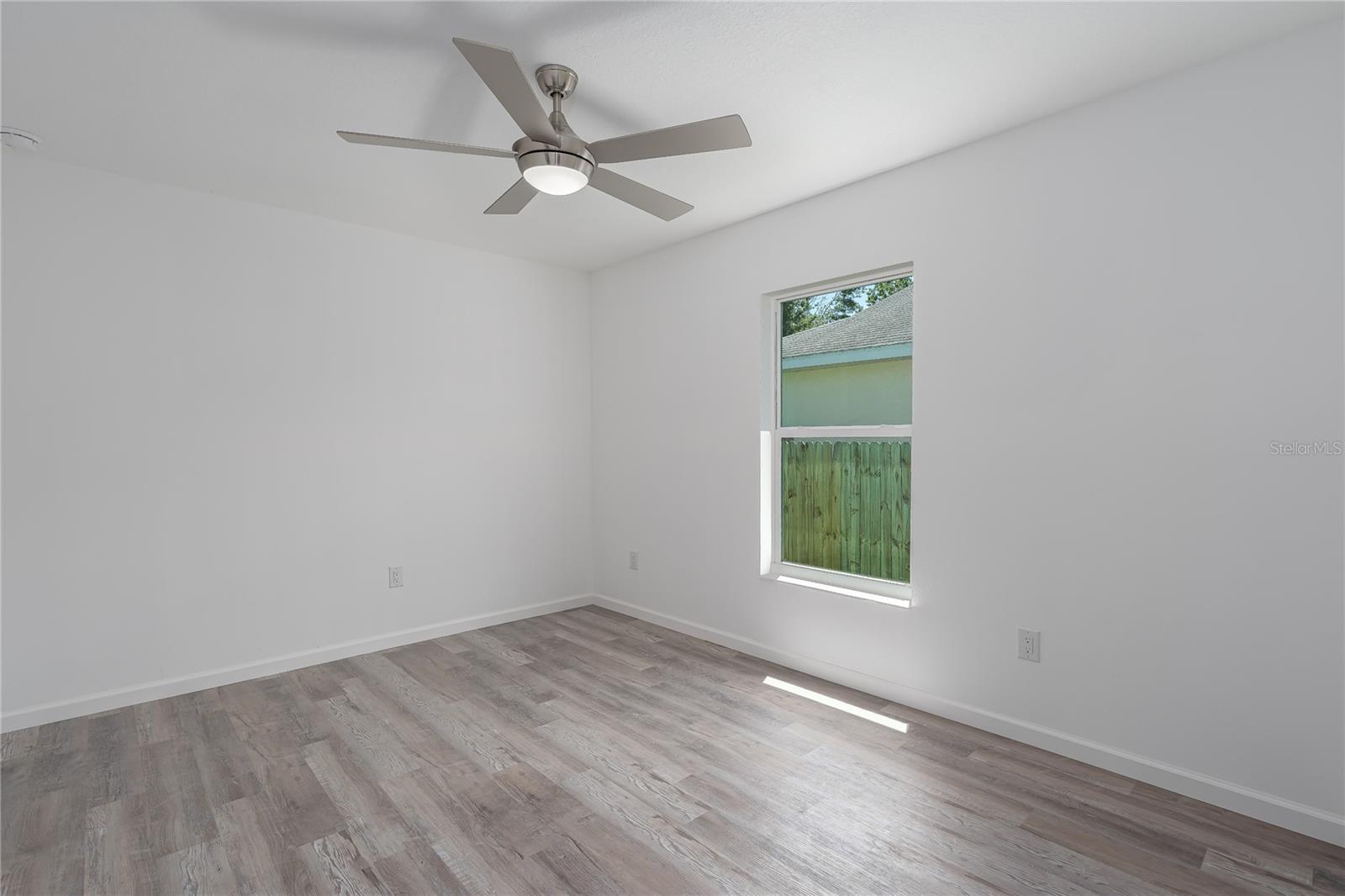 Image 11 of 25 For 3712 19th Street E