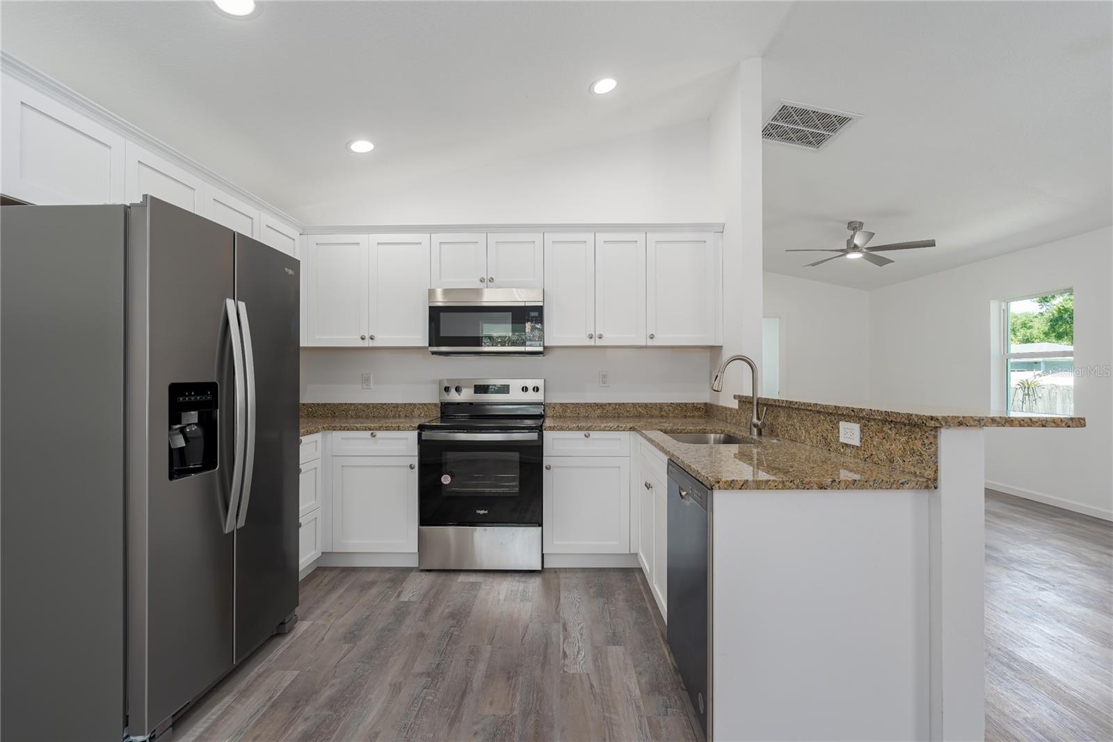Image 3 of 25 For 3712 19th Street E