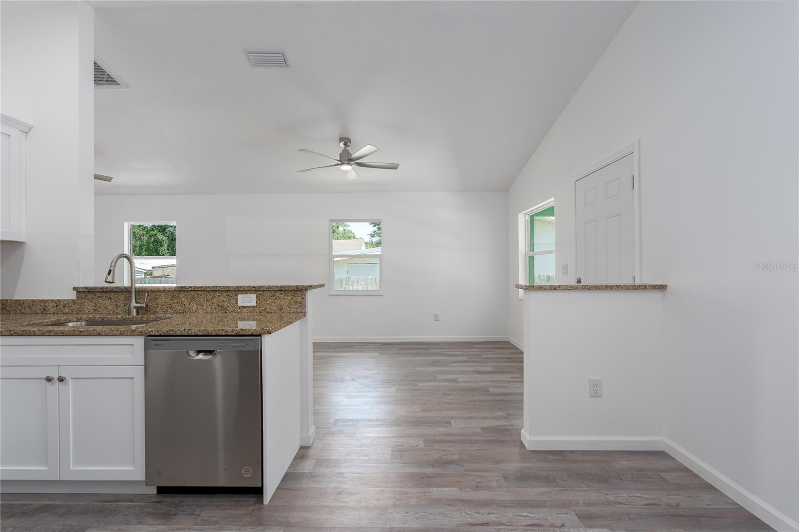Image 4 of 25 For 3712 19th Street E