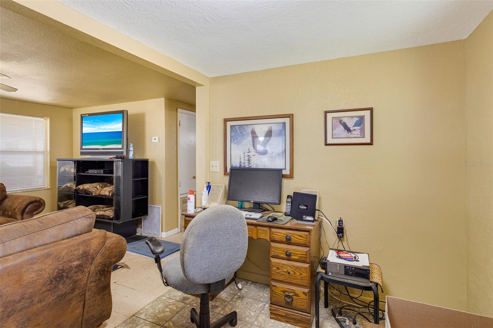 Image 14 of 24 For 409 Olive Avenue