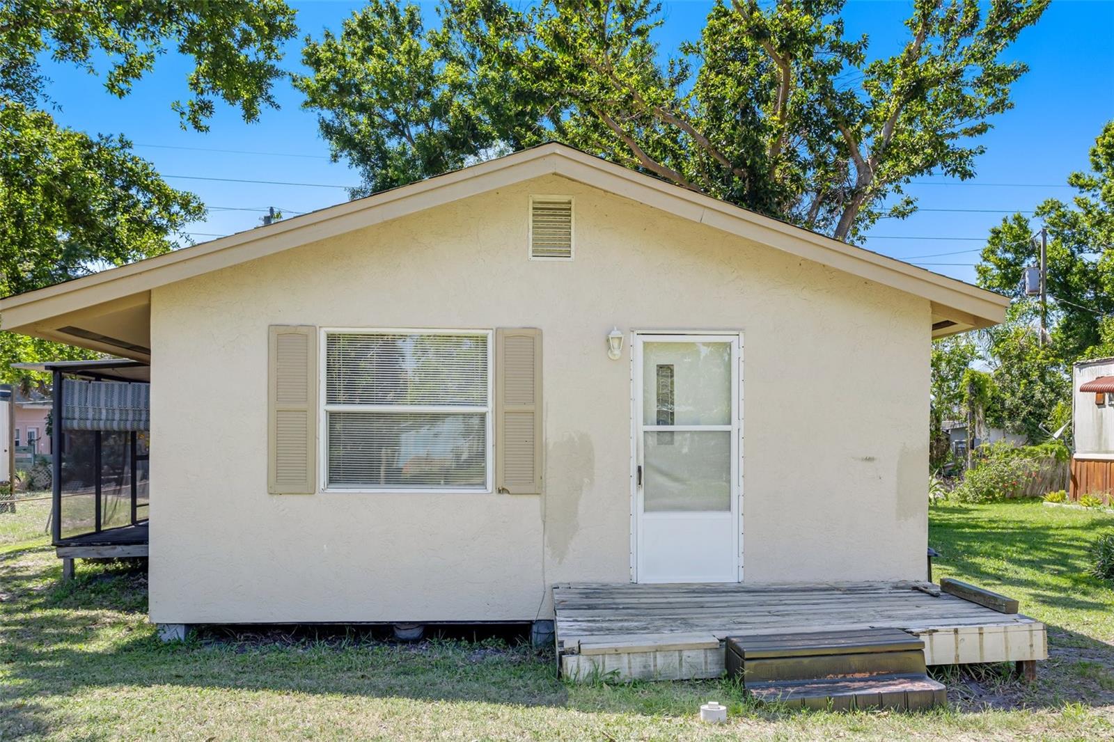Image 6 of 24 For 409 Olive Avenue