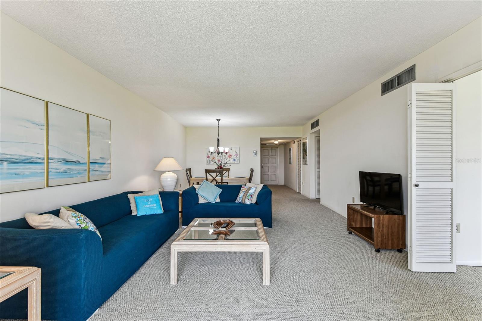 Image 17 of 34 For 7461 Country Club Dr N 408