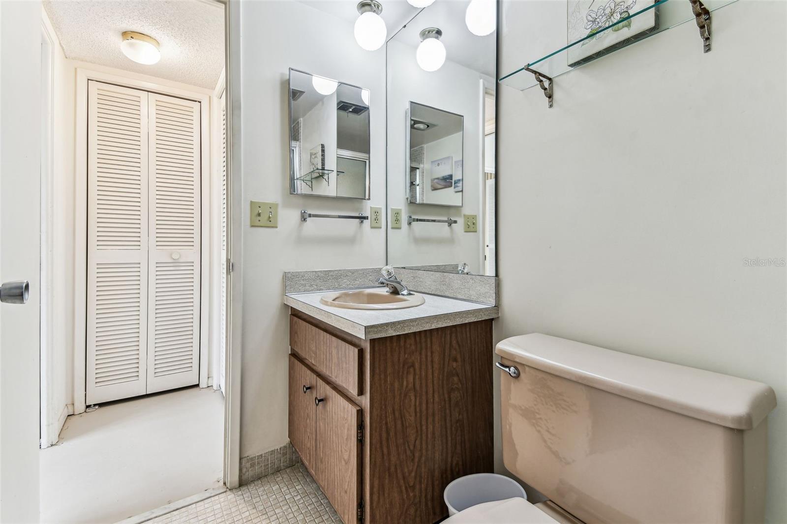 Image 28 of 34 For 7461 Country Club Dr N 408