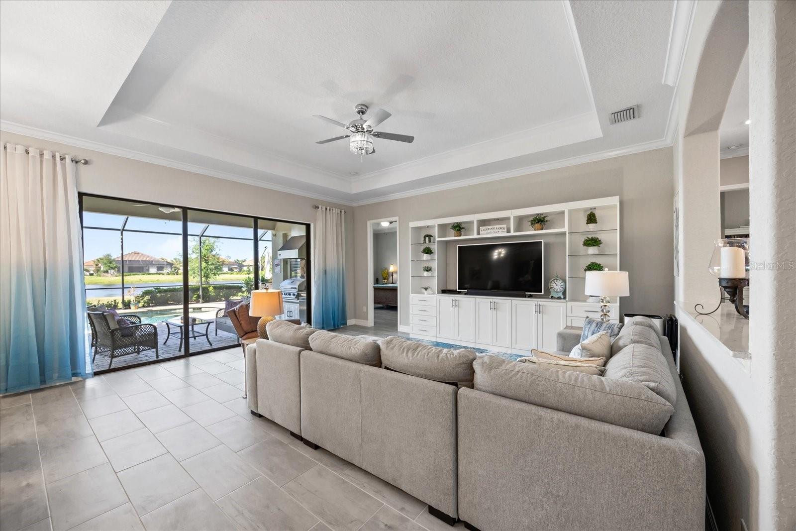 Image 12 of 71 For 7113 Whittlebury Trail