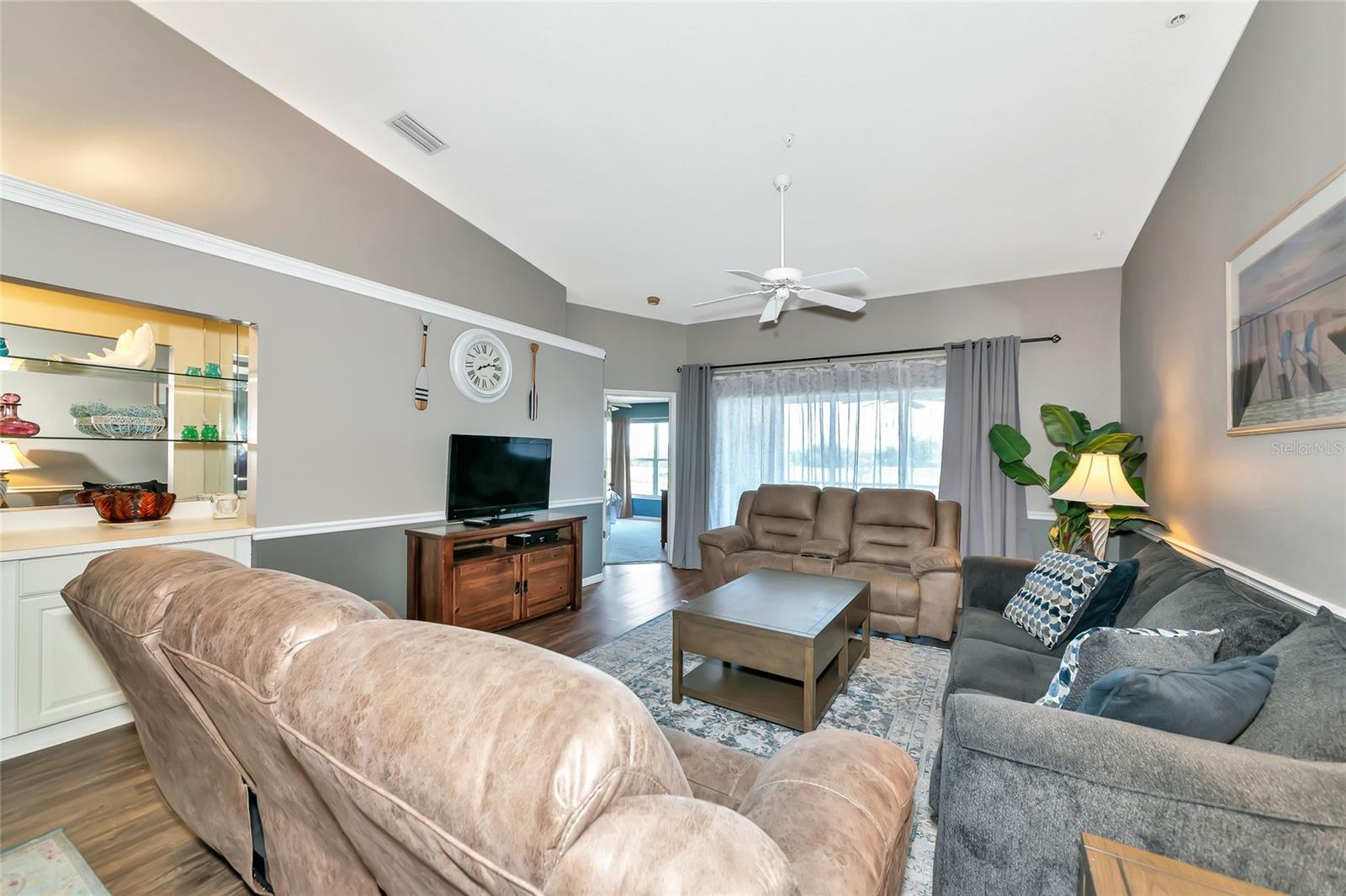 Image 20 of 45 For 5251 Mahogany Run Avenue 521